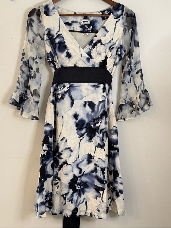 Viola Dresses & Skirts - Floral Wrap Midi Dress in Navy and White